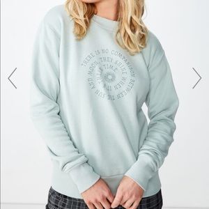 Nwt Frankie graphic crew fleece